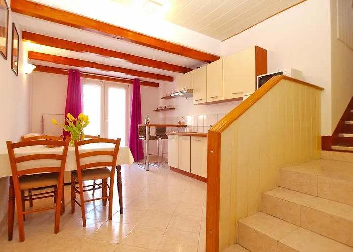 Doris 1558 Apartman Pula