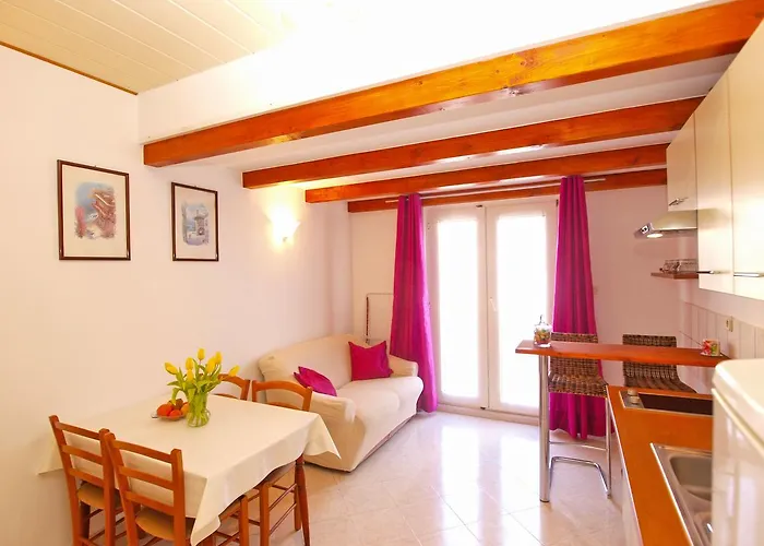 아파트 Doris 1558 *